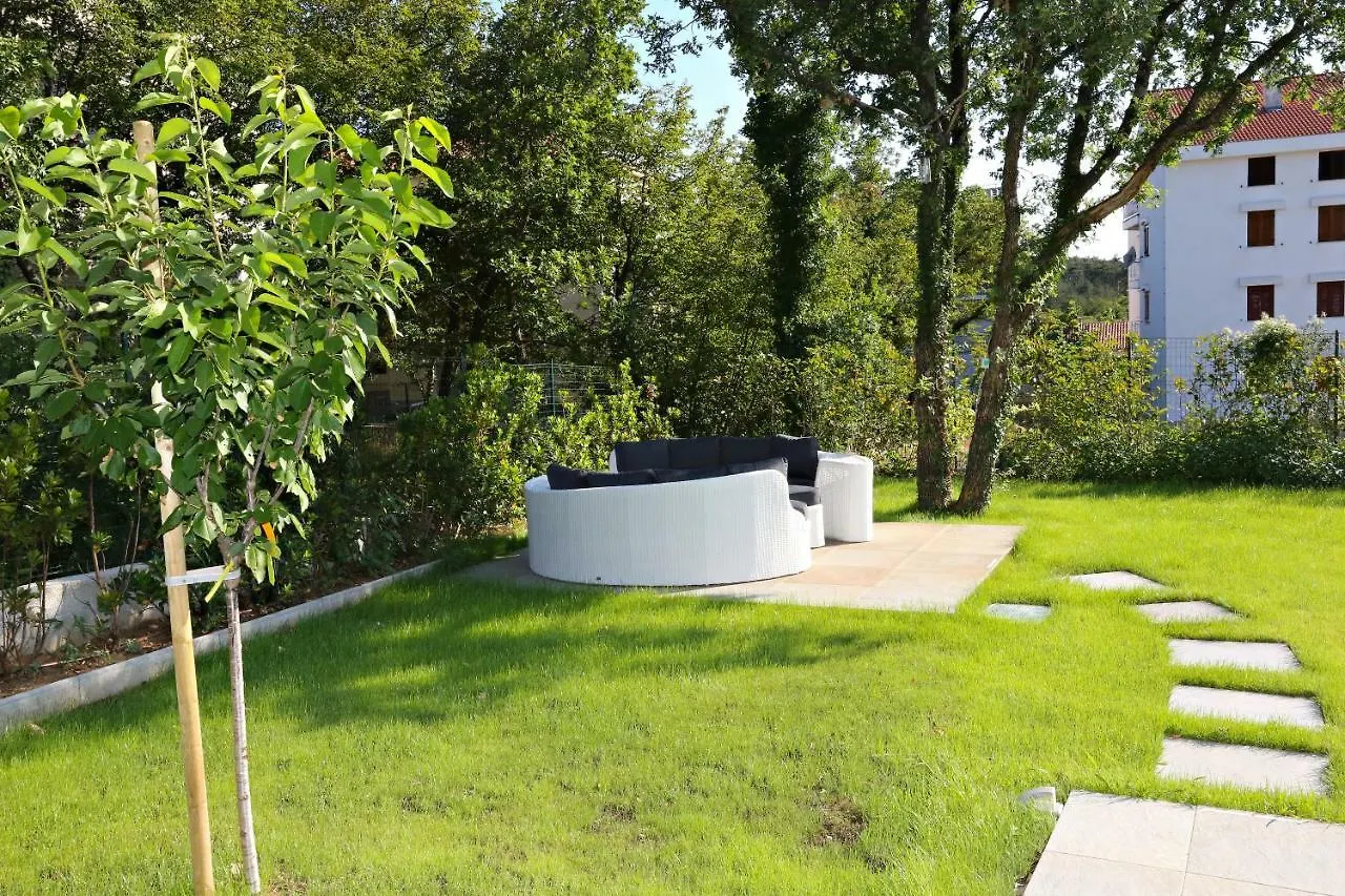 Apartments - Villa Sidro Jadranovo